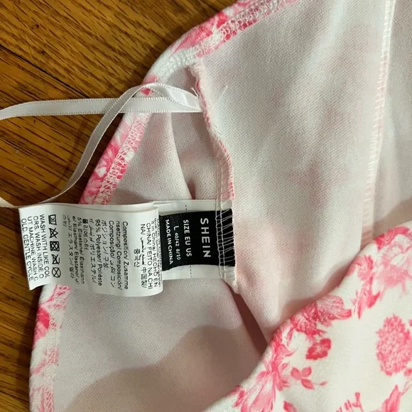 SHEIN Blue and White Sleeveless Top - Picture 5 of 11